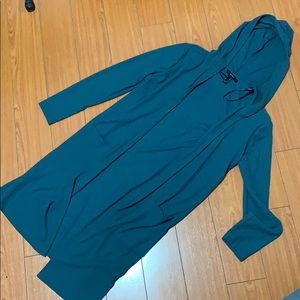 Long green cardigan with a hood